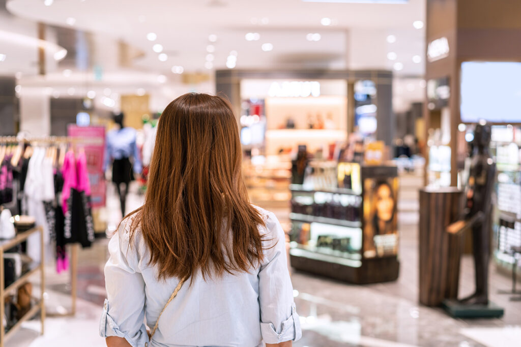 Focus on staircases as the central element in new retail concepts –  PROMOSTYL